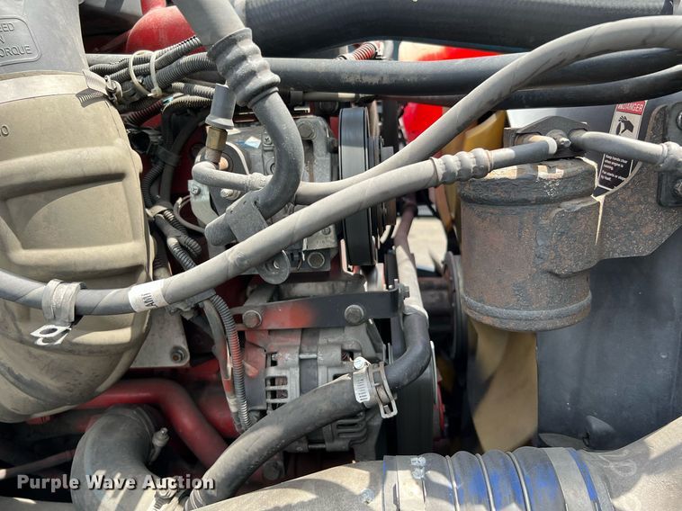 image for item MF9968 2012 Freightliner Cascadia 125  semi truck