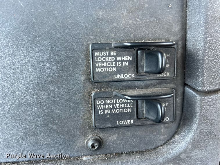 image for item MF9970 2013 Freightliner Cascadia 113  semi truck