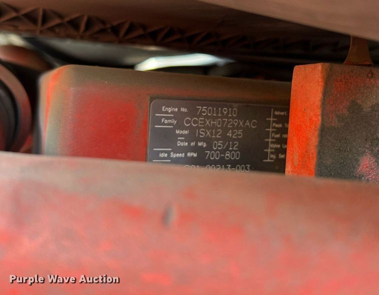 image for item MF9970 2013 Freightliner Cascadia 113  semi truck