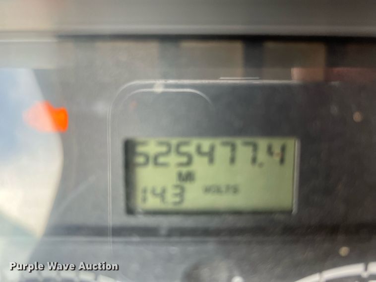 image for item MF9971 2012 Freightliner Cascadia  semi truck