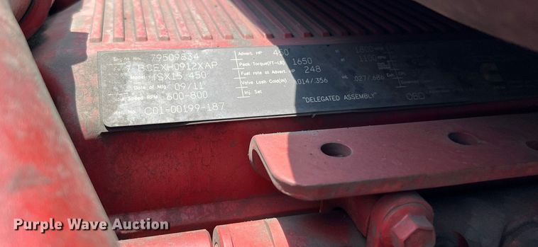 image for item MF9971 2012 Freightliner Cascadia  semi truck