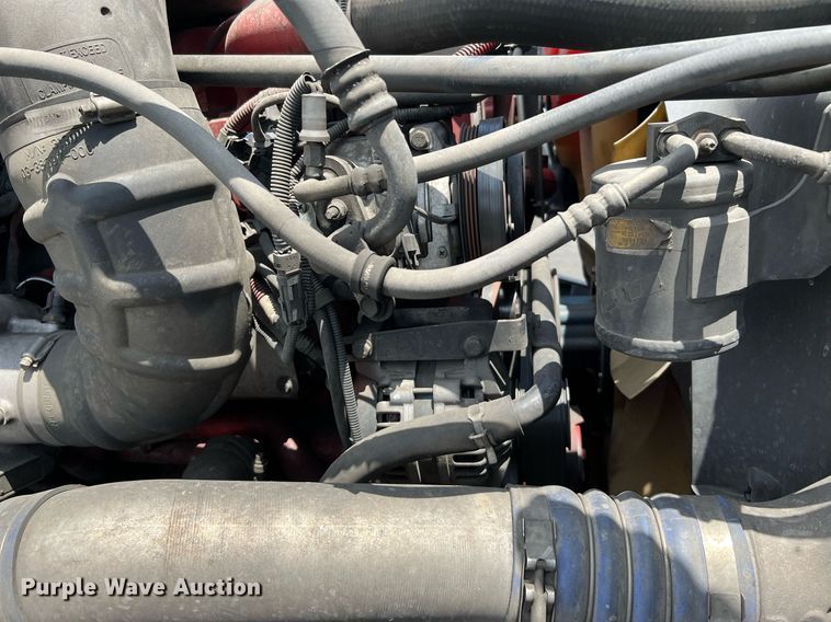 image for item MF9971 2012 Freightliner Cascadia  semi truck