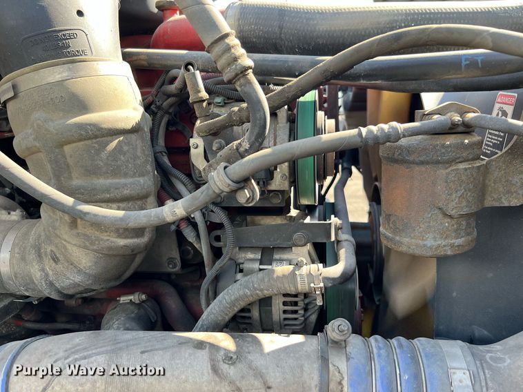 image for item MF9972 2012 Freightliner Cascadia 125  semi truck