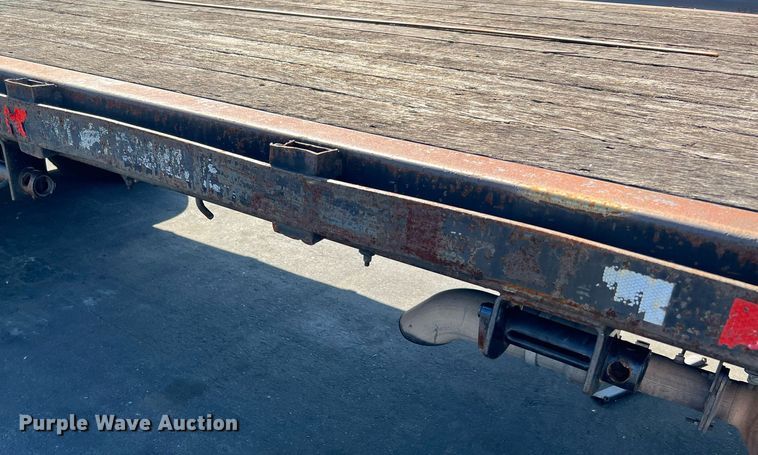 image for item MF9973 2012 International DuraStar 4300  flatbed truck