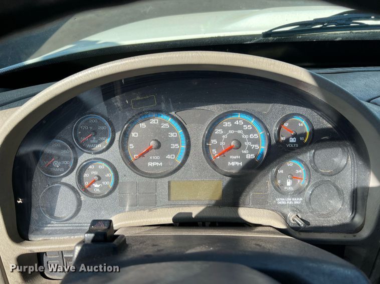 image for item MF9973 2012 International DuraStar 4300  flatbed truck