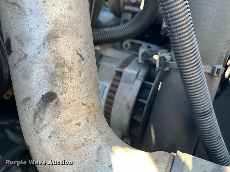 image for item MF9973 2012 International DuraStar 4300  flatbed truck