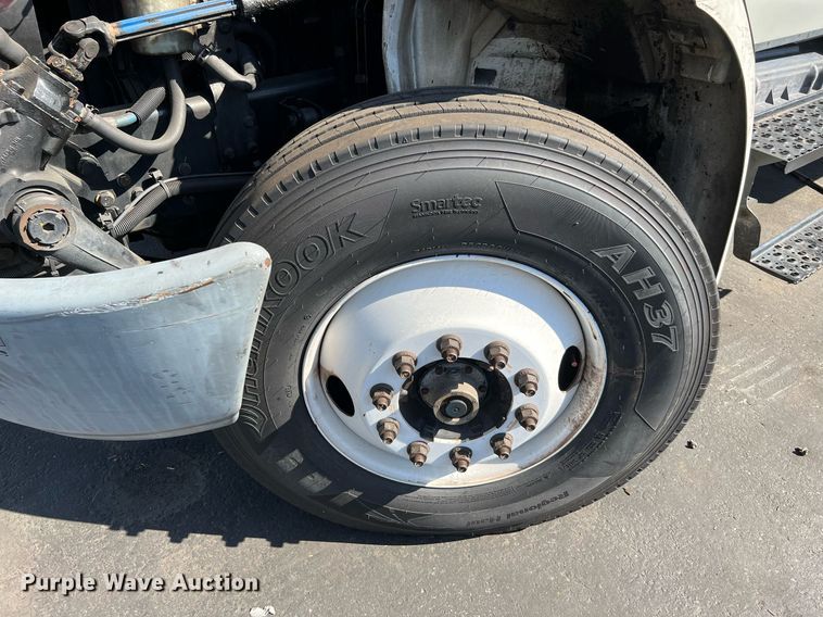 image for item MF9973 2012 International DuraStar 4300  flatbed truck