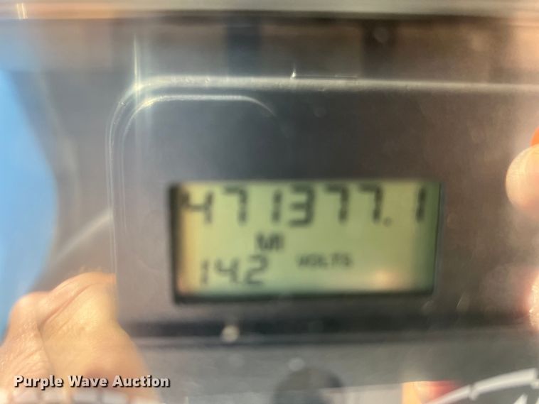 image for item MF9974 2012 Freightliner Cascadia 125  semi truck