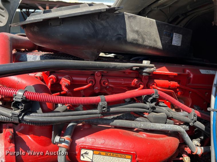 image for item MF9974 2012 Freightliner Cascadia 125  semi truck