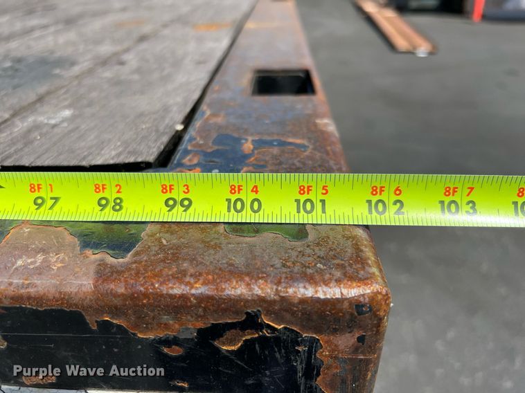 image for item MF9975 2013 International DuraStar 4300  flatbed truck