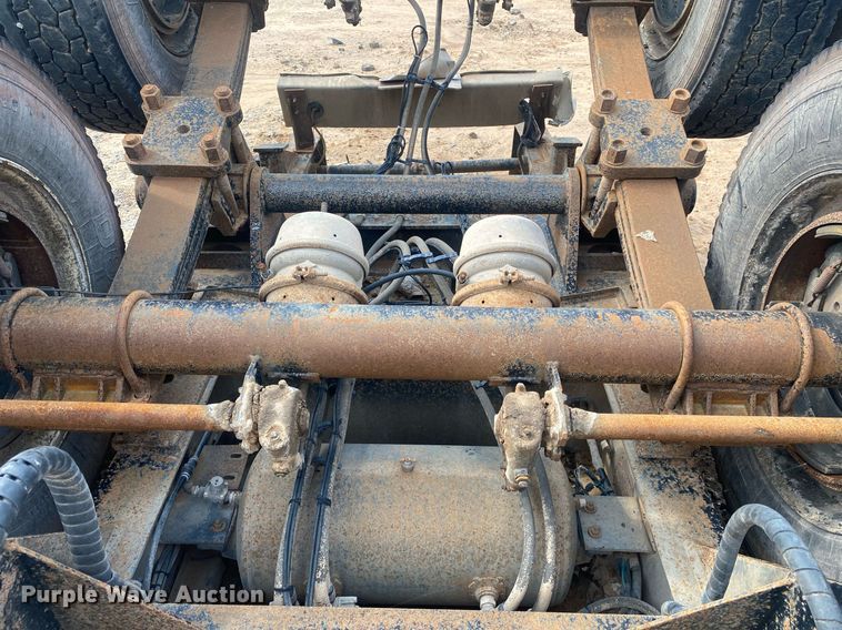 image for item MG9907 Rear axle assembly