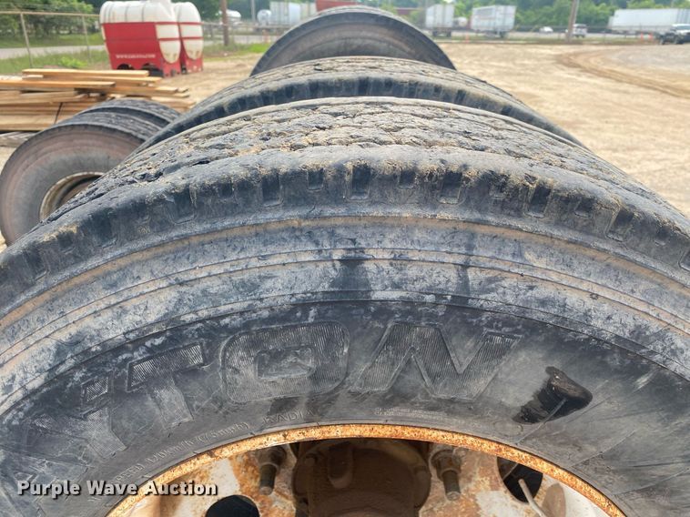 image for item MG9907 Rear axle assembly