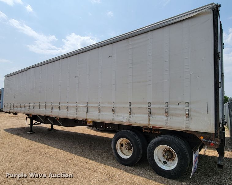 image for item ML9406 2002 Utility  side curtain trailer