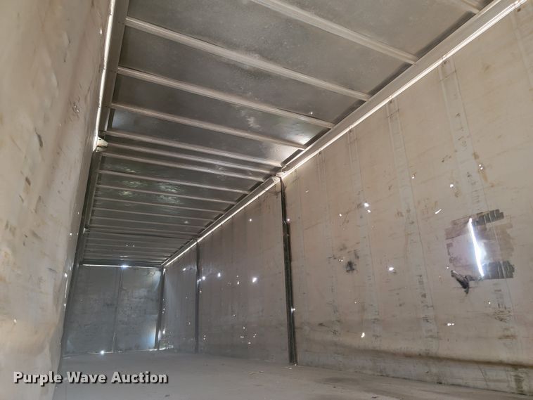 image for item ML9406 2002 Utility  side curtain trailer