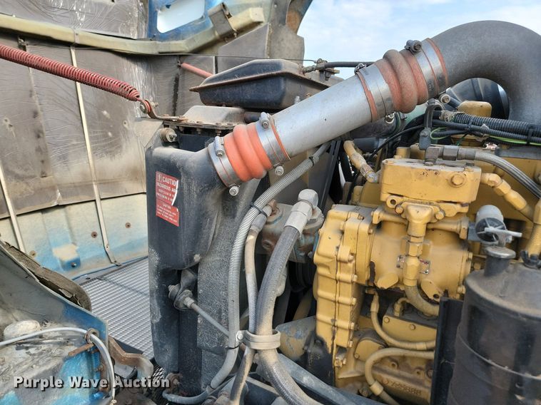 image for item ML9454 1989 Kenworth T600  semi truck