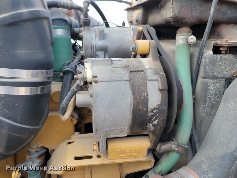 image for item ML9454 1989 Kenworth T600  semi truck