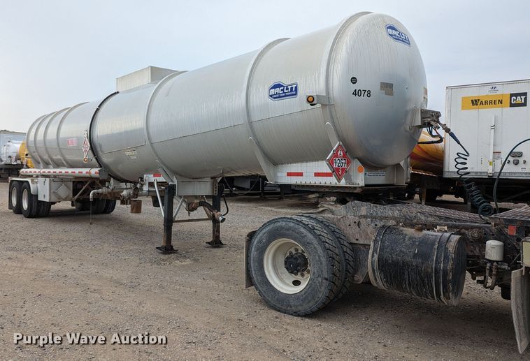image for item MN9983 2015 MAC  tank trailer