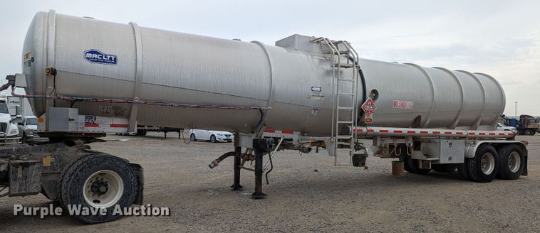 image for item MN9983 2015 MAC  tank trailer