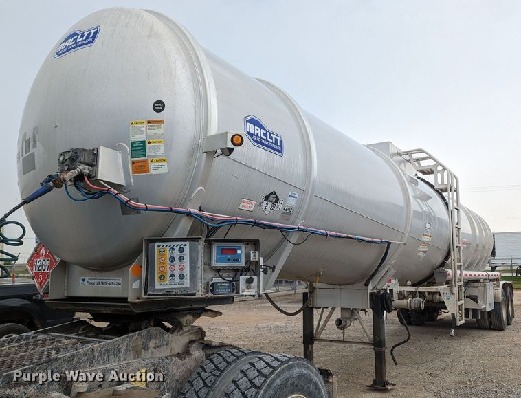 image for item MN9984 2015 MAC  tank trailer