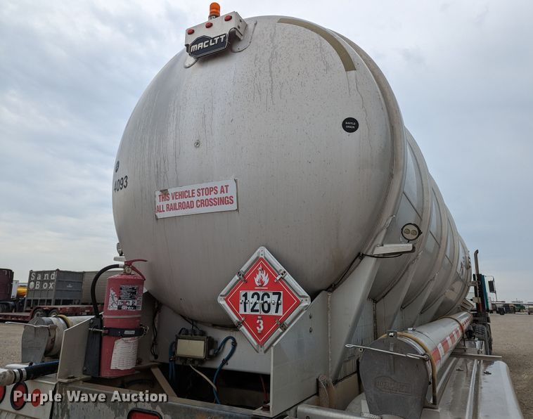 image for item MN9984 2015 MAC  tank trailer