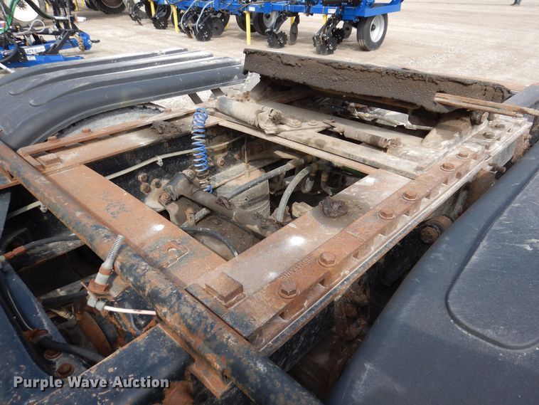 image for item MO9604 1996 Freightliner FL112  semi truck