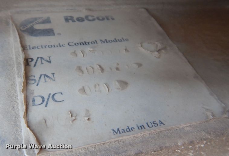 image for item MO9604 1996 Freightliner FL112  semi truck