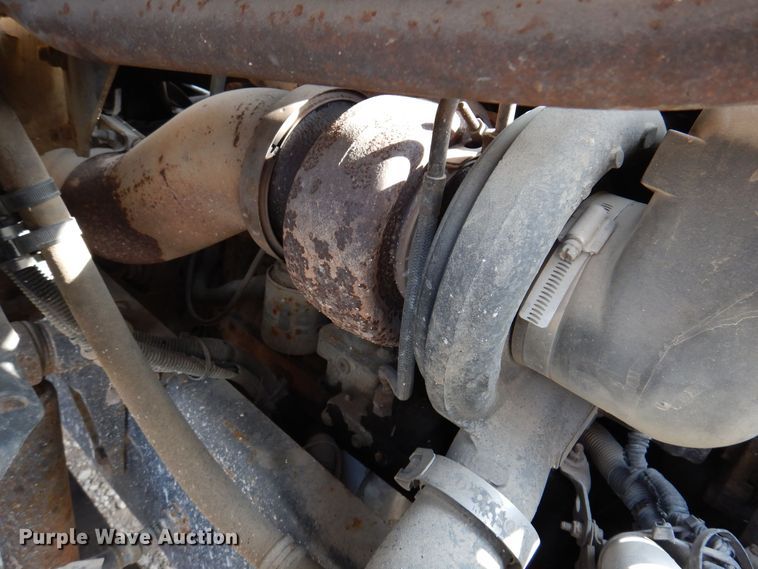 image for item MO9604 1996 Freightliner FL112  semi truck