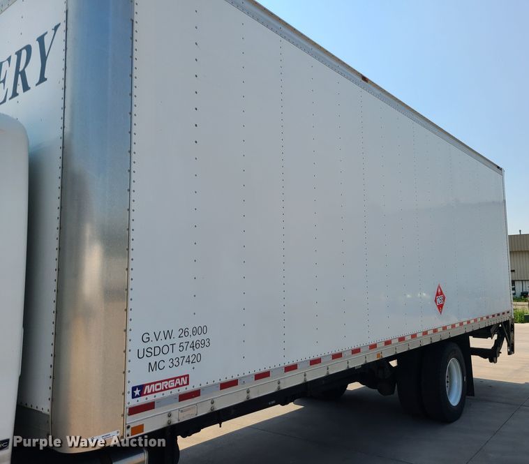 image for item MO9850 2017 Hino 268A  box truck