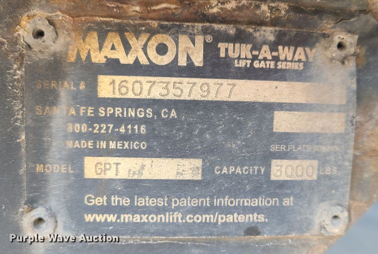 image for item MO9850 2017 Hino 268A  box truck