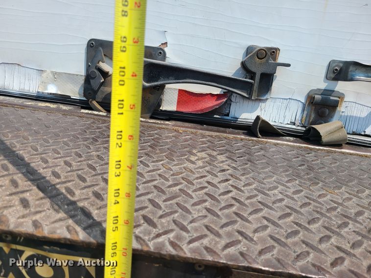 image for item MO9850 2017 Hino 268A  box truck