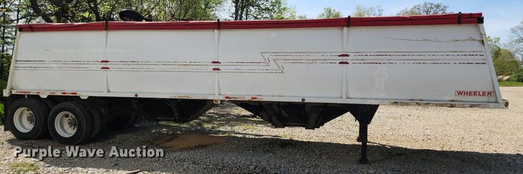 image for item MW9716 1998 Wheeler  grain trailer