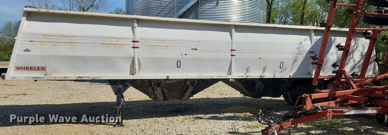 image for item MW9716 1998 Wheeler  grain trailer