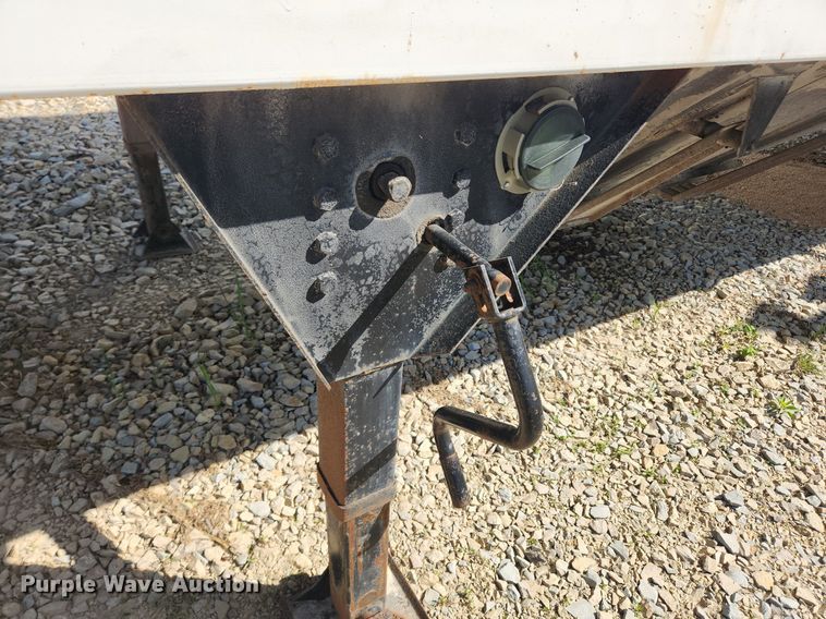 image for item MW9716 1998 Wheeler  grain trailer