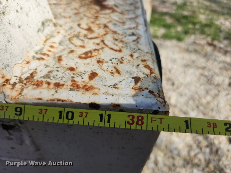 image for item MW9716 1998 Wheeler  grain trailer