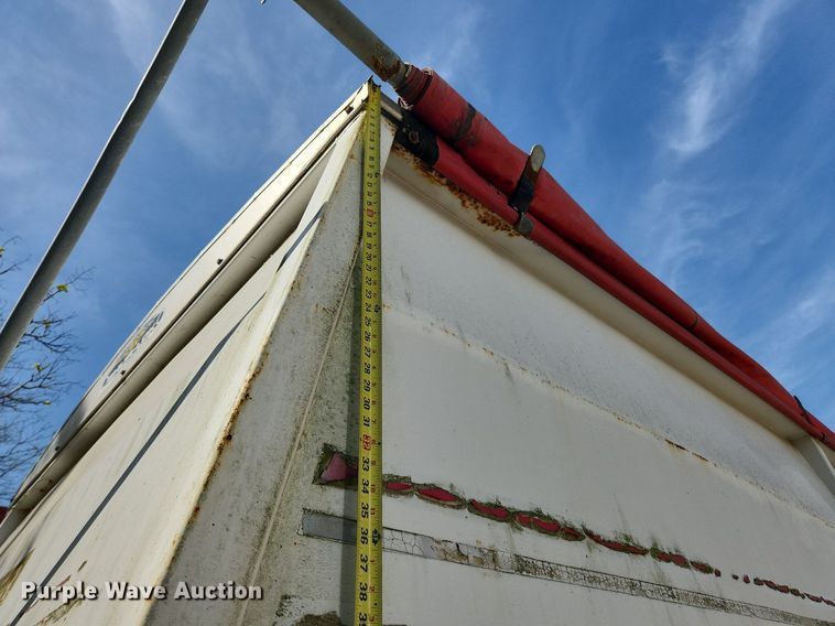 image for item MW9716 1998 Wheeler  grain trailer