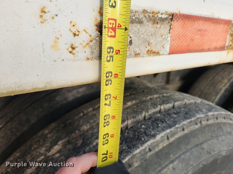 image for item MW9716 1998 Wheeler  grain trailer