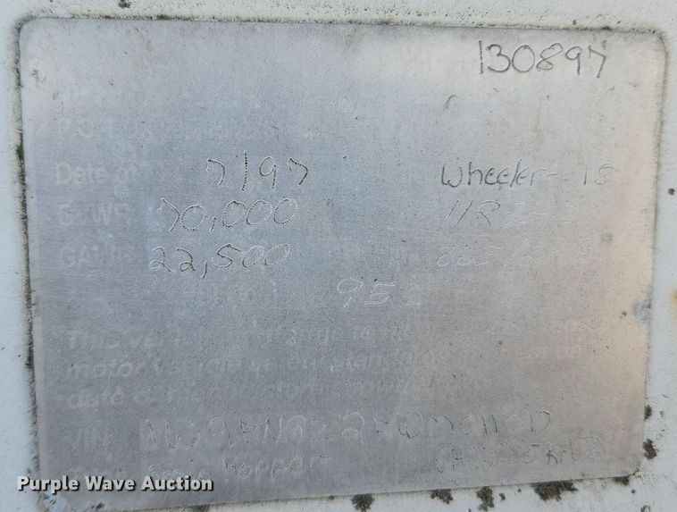 image for item MW9716 1998 Wheeler  grain trailer