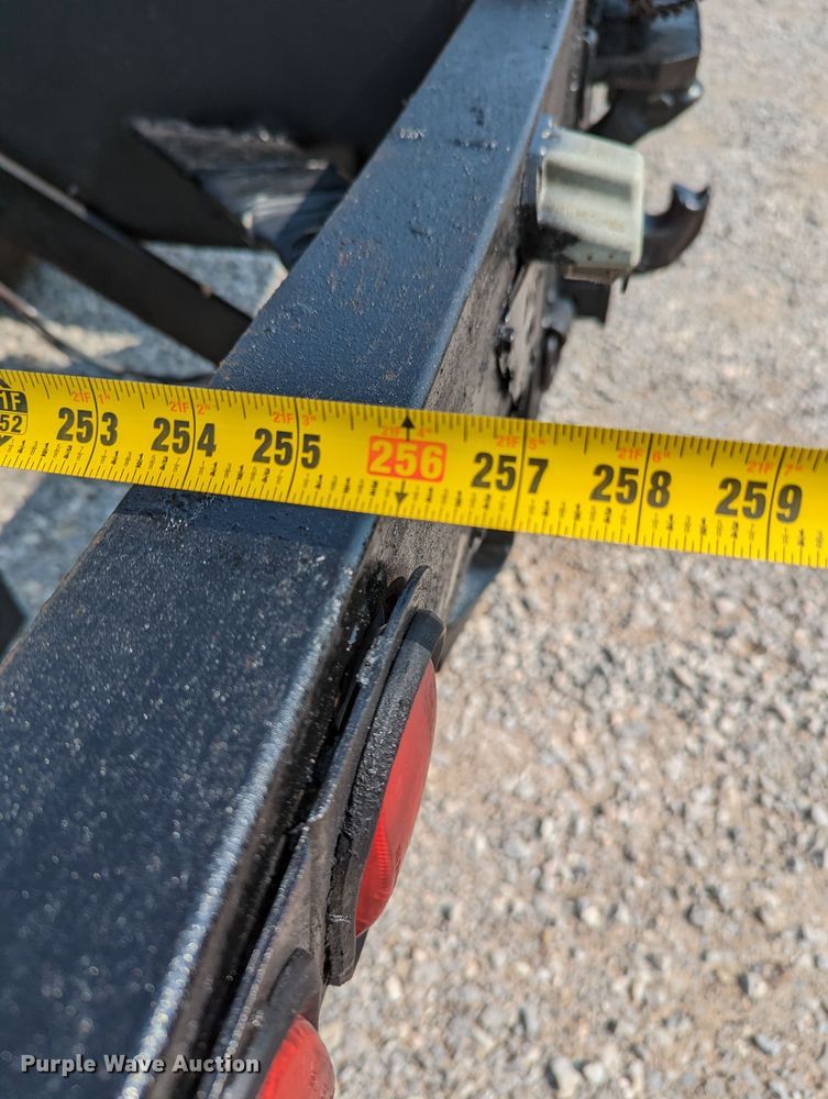 image for item MX9315 1998 Peterbilt 378  truck cab and chassis