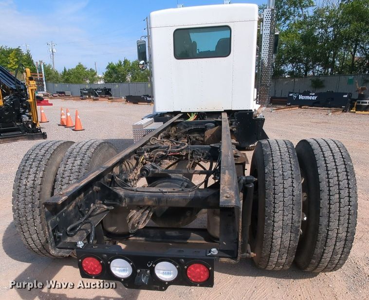 image for item MY9311 2012 Kenworth T270  truck cab and chassis