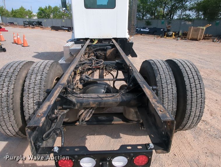 image for item MY9311 2012 Kenworth T270  truck cab and chassis