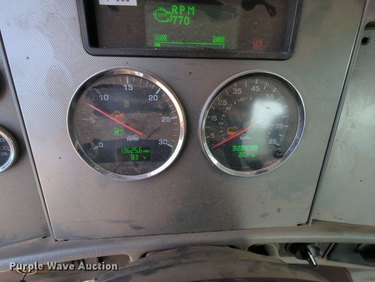 image for item MY9311 2012 Kenworth T270  truck cab and chassis