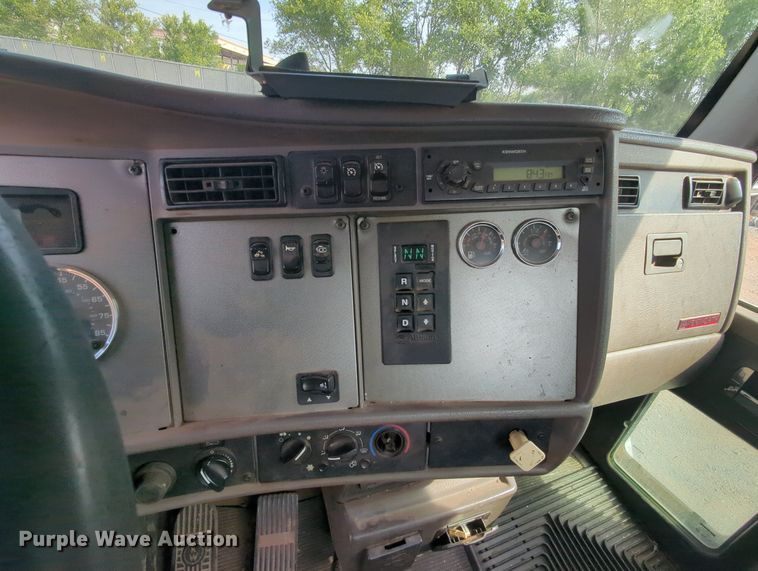 image for item MY9311 2012 Kenworth T270  truck cab and chassis