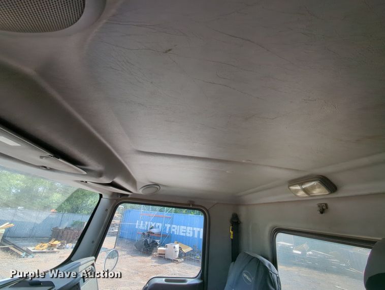 image for item MY9311 2012 Kenworth T270  truck cab and chassis