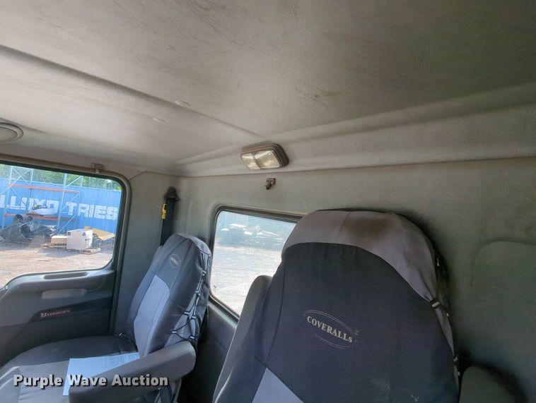 image for item MY9311 2012 Kenworth T270  truck cab and chassis