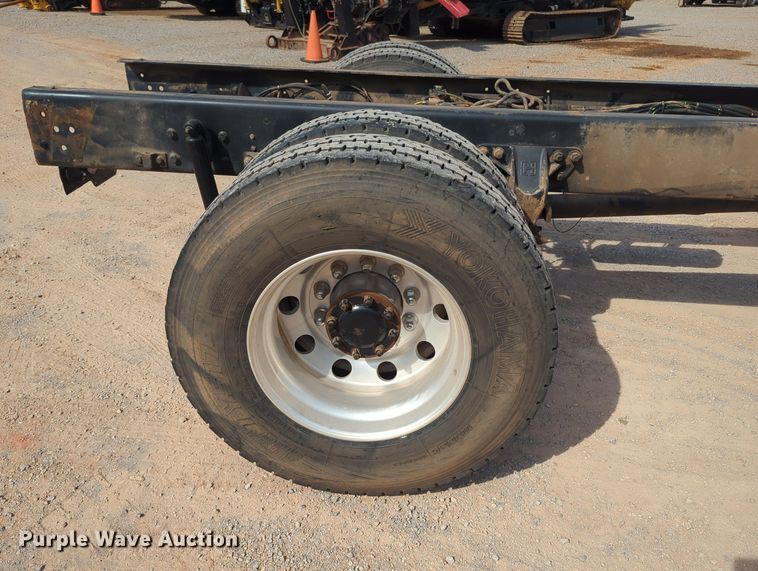 image for item MY9311 2012 Kenworth T270  truck cab and chassis