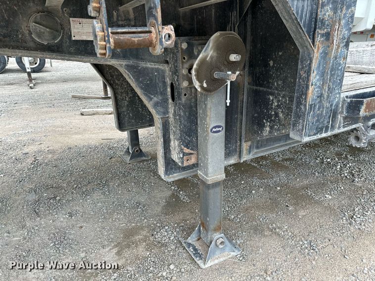 image for item OG9012 2000 Trailmobile F7CT  drop deck trailer