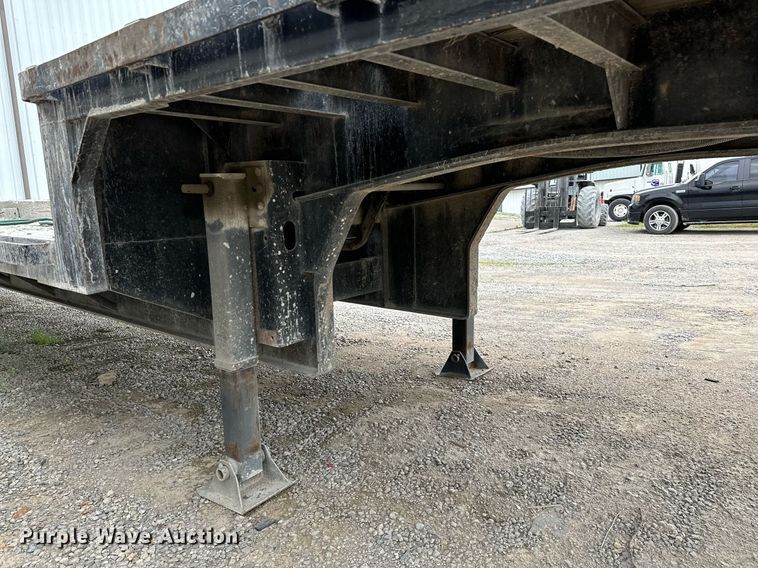 image for item OG9012 2000 Trailmobile F7CT  drop deck trailer