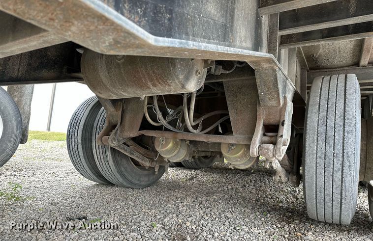 image for item OG9012 2000 Trailmobile F7CT  drop deck trailer