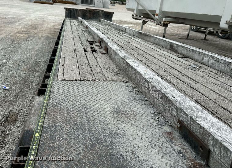 image for item OG9012 2000 Trailmobile F7CT  drop deck trailer