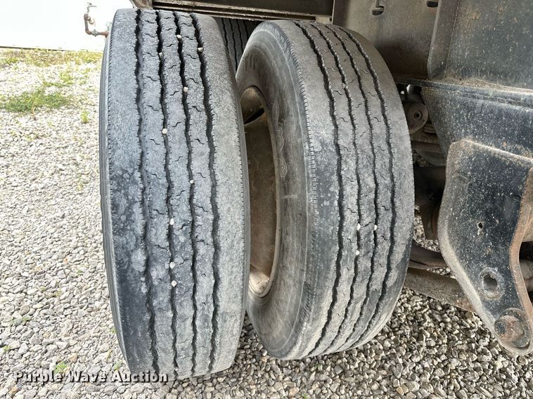 image for item OG9012 2000 Trailmobile F7CT  drop deck trailer